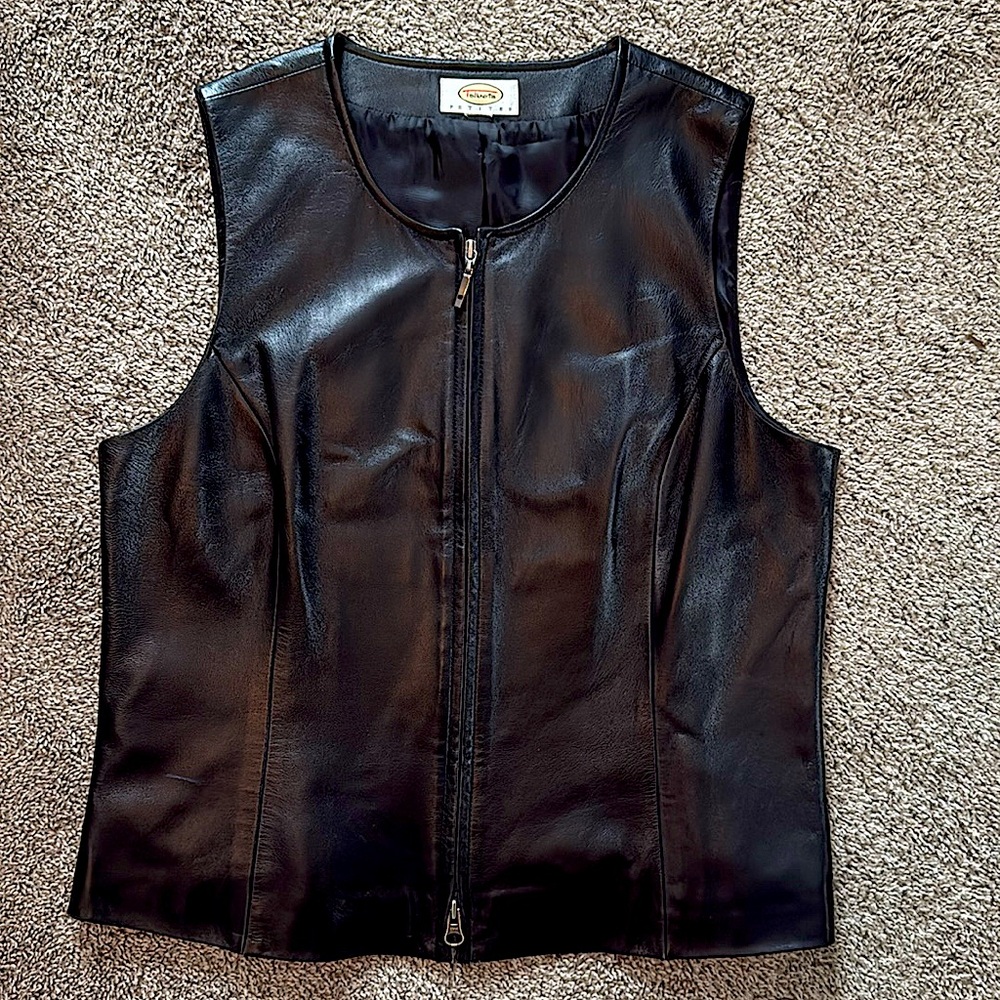 TALBOTS GENUINE LEATHER VEST 🖤
